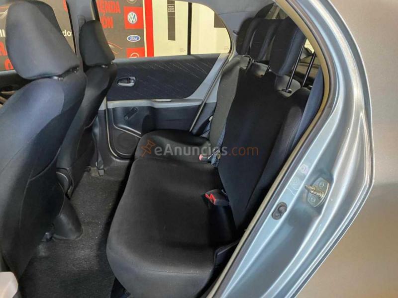 Toyota Yaris 1.4D-4D ACTIVE 90CV 