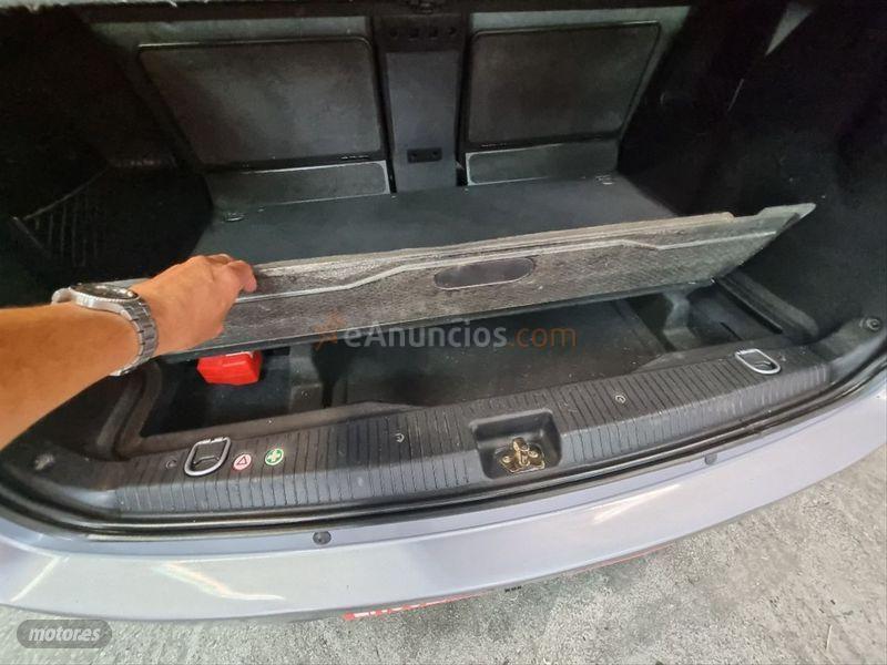 Opel Meriva Cosmo 1.6 XE de 2004 con 121.367 Km por 3.990 EUR. en Tarragona