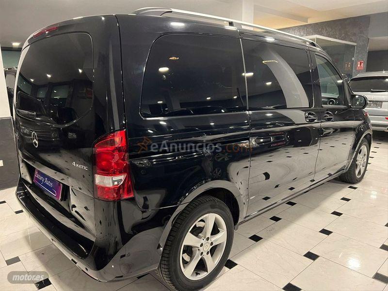 Mercedes Clase V 250 Bluetec Clase V Largo de 2016 con 204.000 Km por 29.999 EUR. en Madrid