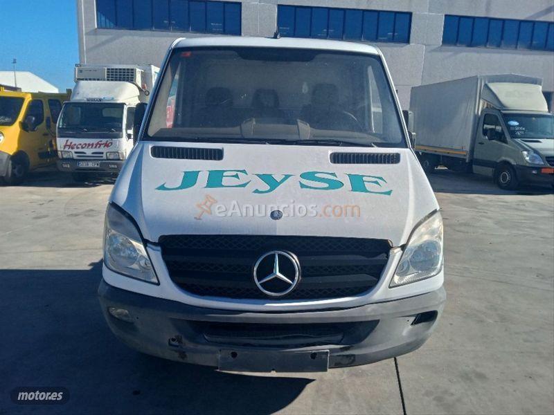 Mercedes Sprinter 516 CDI MEDIO 5.0T de 2011 con 193.000 Km por 5.700 EUR. en Madrid