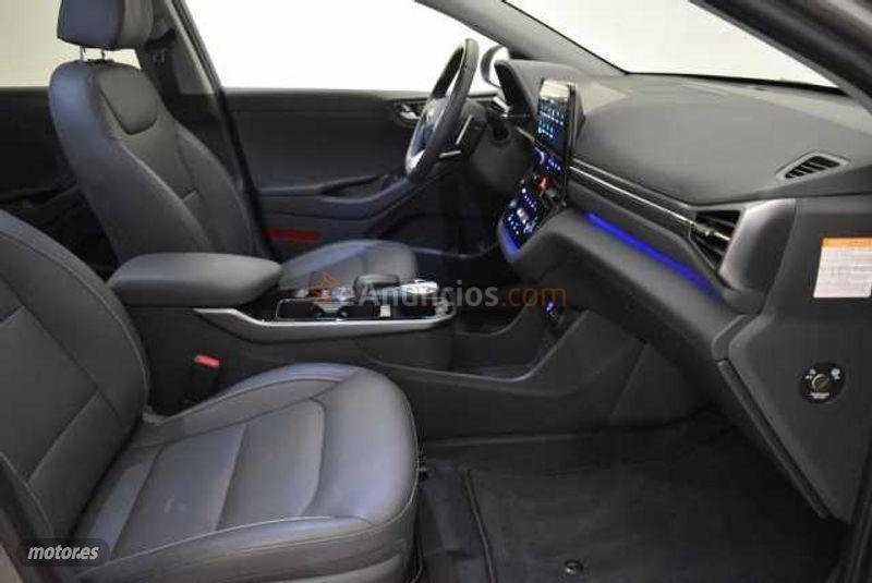 Hyundai Ioniq IONIQ FL EV 5P 100kW STYLE de 2019 con 12.163 Km por 26.500 EUR. en Cadiz