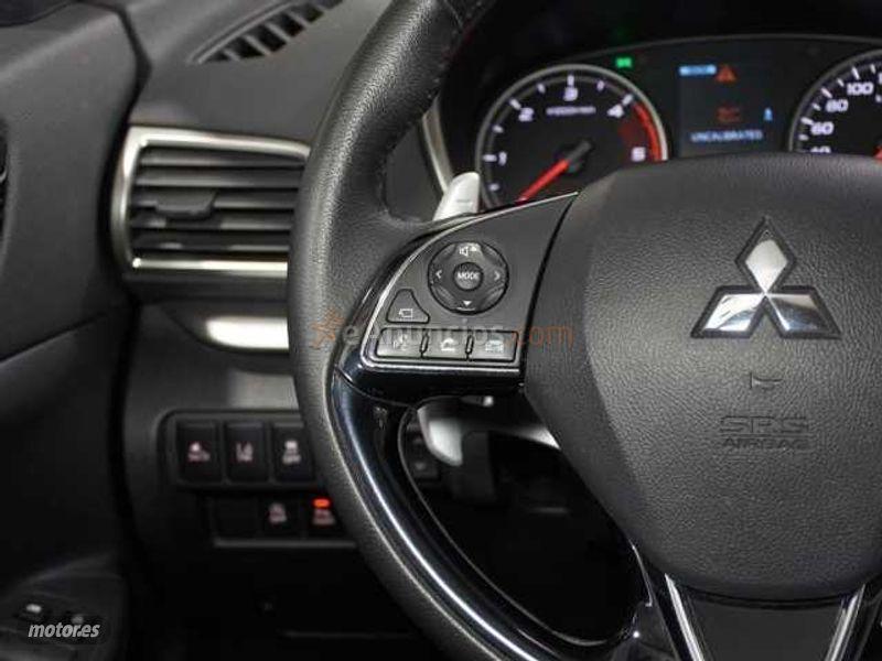 Mitsubishi Eclipse Eclipse Cross 220 DI-D Kaiteki 4WD 8AT de 2019 con 59.000 Km por 28.500 EUR. en Cadiz