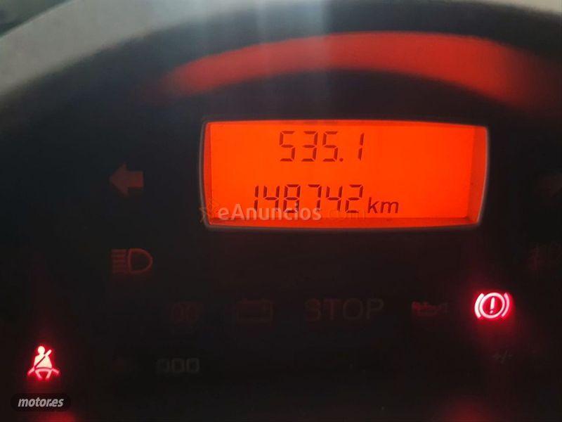 Citroen C8 2.2 HDi 16v Premier II de 2006 con 148.000 Km por 4.900 EUR. en Badajoz