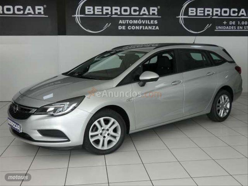 Opel Astra 1.6 CDTi 110 CV Selective ST de 2016 con 89.962 Km por 12.940 EUR. en Sevilla