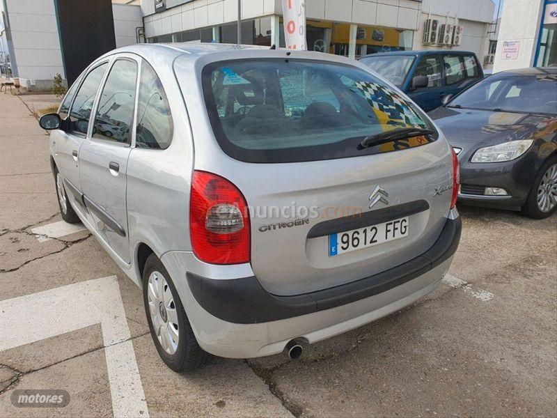 Citroen Xsara Picasso 1.6 16v HDI SX Top de 2006 con 87.000 Km por 4.900 EUR. en Salamanca