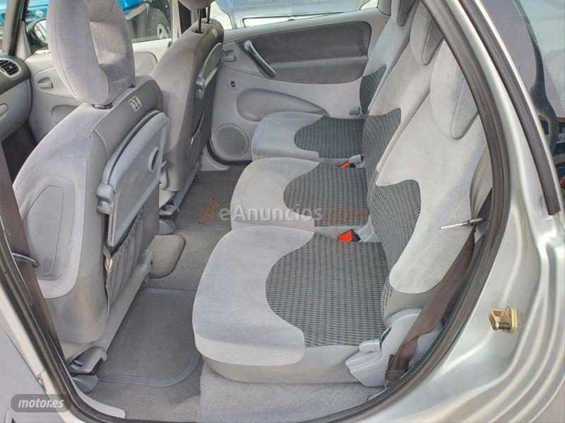 Citroen Xsara Picasso 1.6 16v HDI SX Top de 2006 con 87.000 Km por 4.900 EUR. en Salamanca