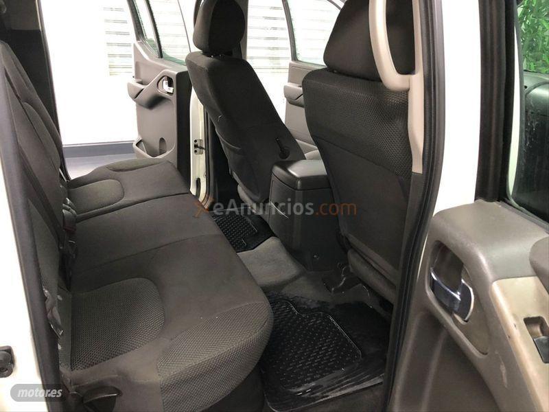 Nissan Navara 4X4 Doble Cabina LE Sport Edition de 2008 con 249.876 Km por 12.999 EUR. en Sevilla