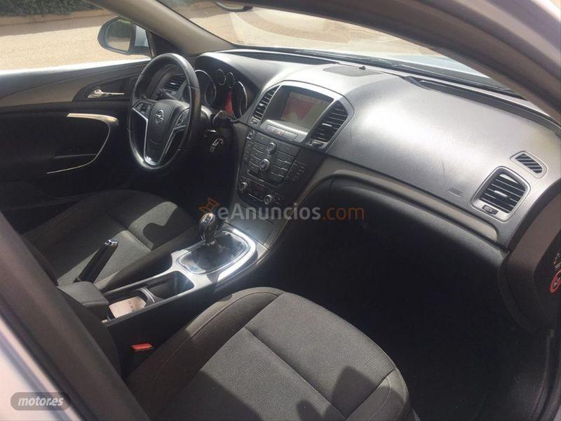 Opel Insignia Spo. Tourer 2.0CDTI 130CV Selective Auto de 2012 con 220.700 Km por 5.590 EUR. en Badajoz