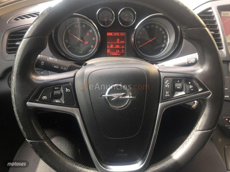 Opel Insignia Spo. Tourer 2.0CDTI 130CV Selective Auto de 2012 con 220.700 Km por 5.590 EUR. en Badajoz