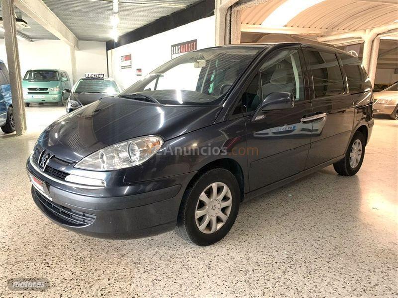 Peugeot 807 ST 2.0 HDI de 2003 con 230.000 Km por 3.900 EUR. en Barcelona