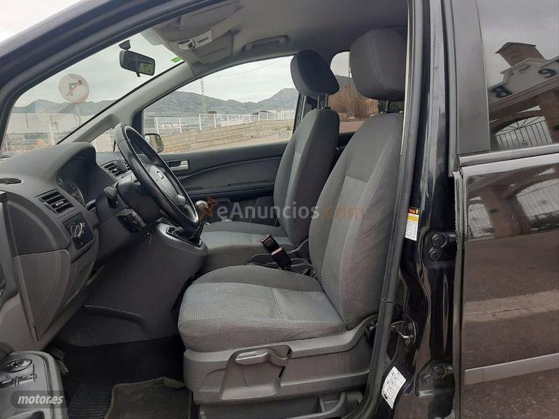 Ford Focus C-Max 2.0 TDCi Ghia de 2005 con 160.000 Km por 4.800 EUR. en Murcia
