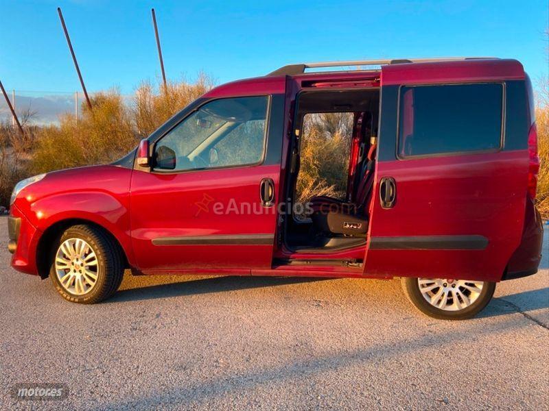 Fiat Doblo Panorama Emotion 2.0 Multijet 135cv de 2010 con 160.000 Km por 6.800 EUR. en Madrid