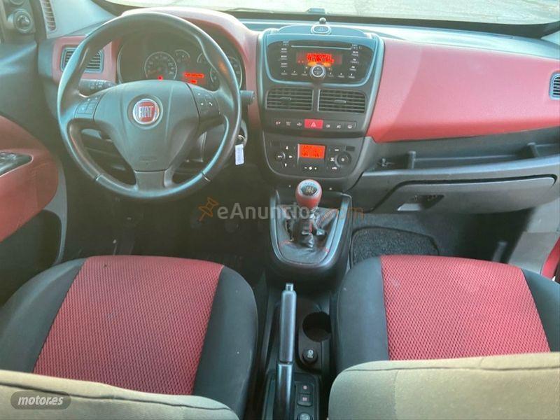 Fiat Doblo Panorama Emotion 2.0 Multijet 135cv de 2010 con 160.000 Km por 6.800 EUR. en Madrid
