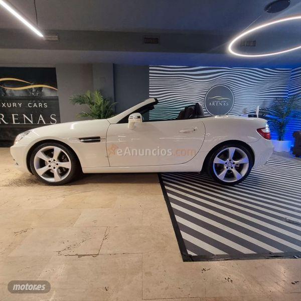 Mercedes Clase SLK SLK 250 BlueEfficiency de 2012 con 233.000 Km por 20.900 EUR. en Sevilla