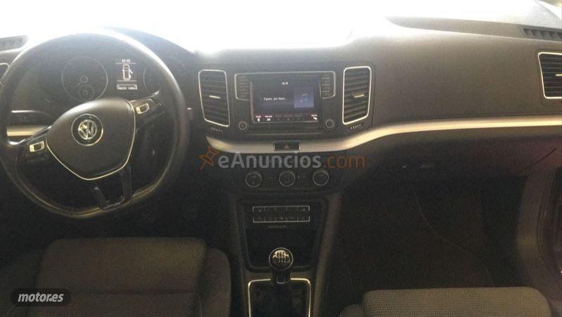 Volkswagen Sharan 2.0 TDI 140cv Advance BlueMotion Tech de 2015 con 260.000 Km por 10.990 EUR. en Madrid