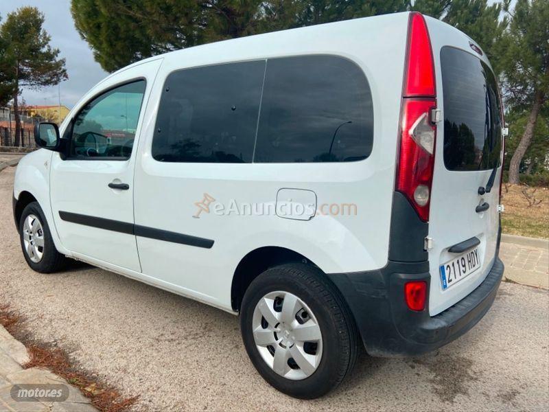 Renault Kangoo Combi Expression 2011 dCi 90 E5 de 2011 con 230.000 Km por 4.990 EUR. en Madrid