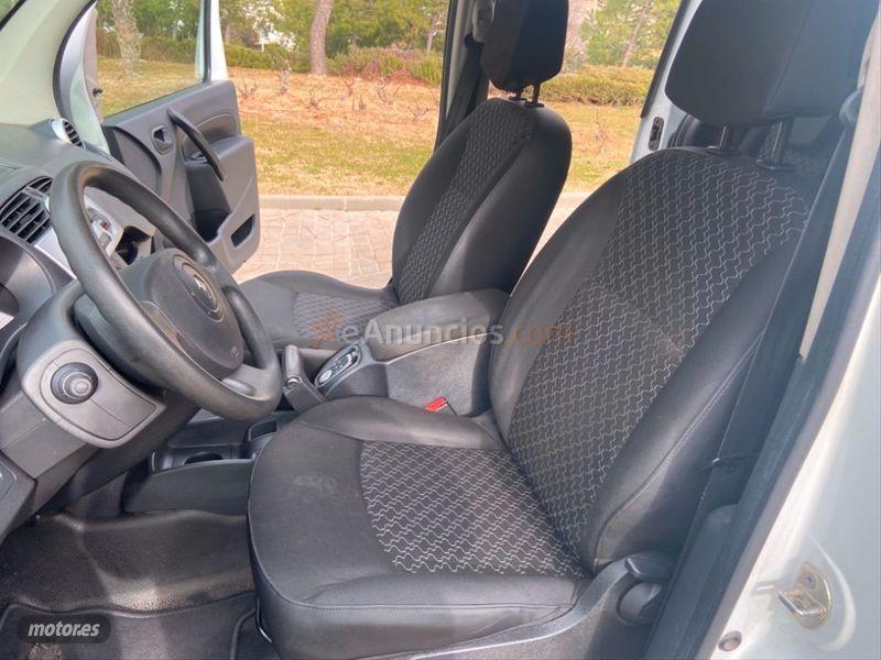 Renault Kangoo Combi Expression 2011 dCi 90 E5 de 2011 con 230.000 Km por 4.990 EUR. en Madrid