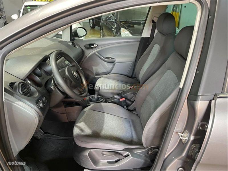 Seat Altea 1.9 TDI 105cv Stylance de 2007 con 177.000 Km por 3.990 EUR. en Madrid