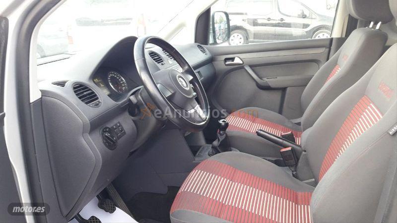 Volkswagen Caddy Maxi Trendline Edition 1.6TDI 102 BMT 7p de 2013 con 130.000 Km por 11.500 EUR. en Murcia