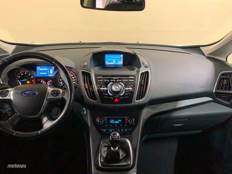 Ford Grand C-Max 1.0 EcoBoost 125 AutoStartStop Titani. de 2014 con 90.000 Km por 13.500 EUR. en Barcelona