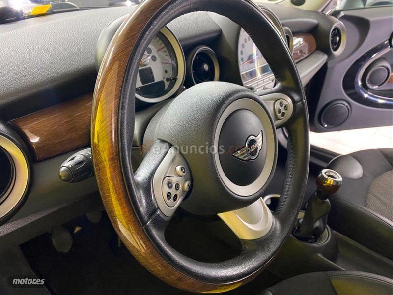Mini Cooper Cooper D Clubman Auto de 2009 con 158.000 Km por 9.490 EUR. en La Coruna