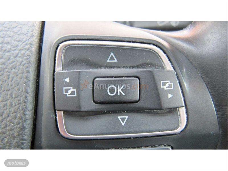 Volkswagen Passat Variant 1.6 TDI 105cv Edition BMot Tech de 2014 con 179.000 Km por 9.500 EUR. en Madrid