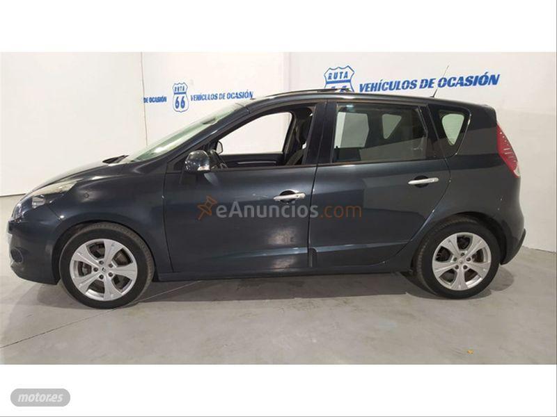 Renault Scenic Dynamique 1.9dCi 130cv de 2009 con 279.000 Km por 4.900 EUR. en Madrid