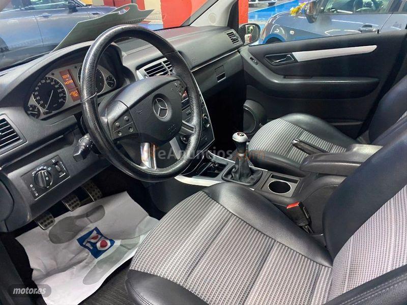 Mercedes Clase B B 170 de 2006 con 143.000 Km por 6.990 EUR. en Barcelona