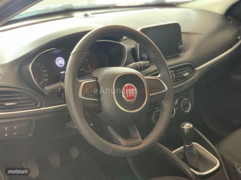 Fiat Tipo SW 1.3 Multijet 70kW 95CV Lounge de 2019 con 28.000 Km por 13.500 EUR. en Badajoz