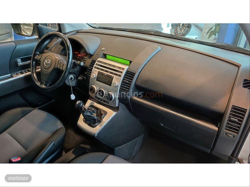 Mazda Mazda5 Active  CRTD de 2006 con 199.000 Km por 5.000 EUR. en Madrid