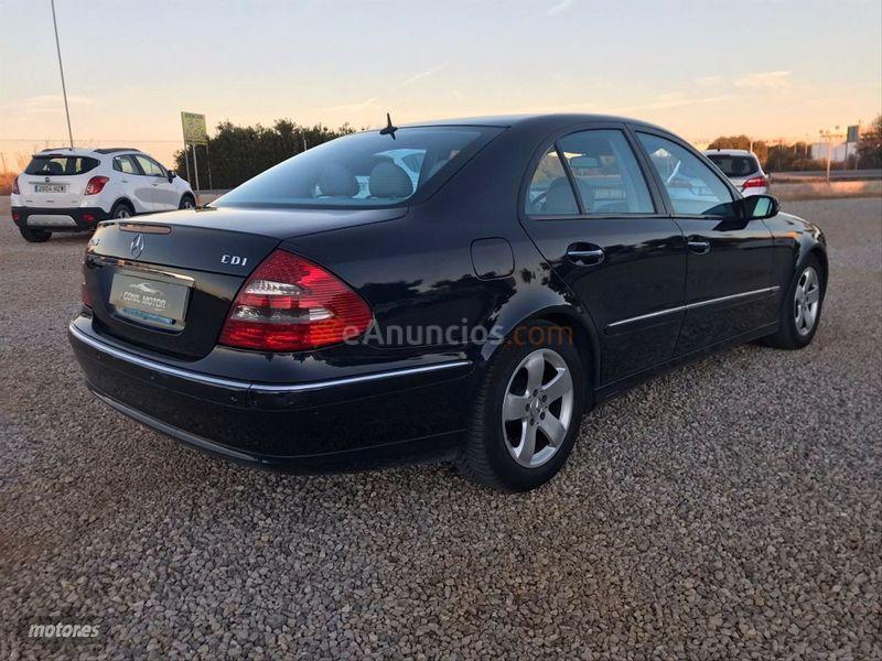 Mercedes Clase E E 270 CDI AVANTGARDE de 2003 con 386.000 Km por 6.500 EUR. en Cadiz