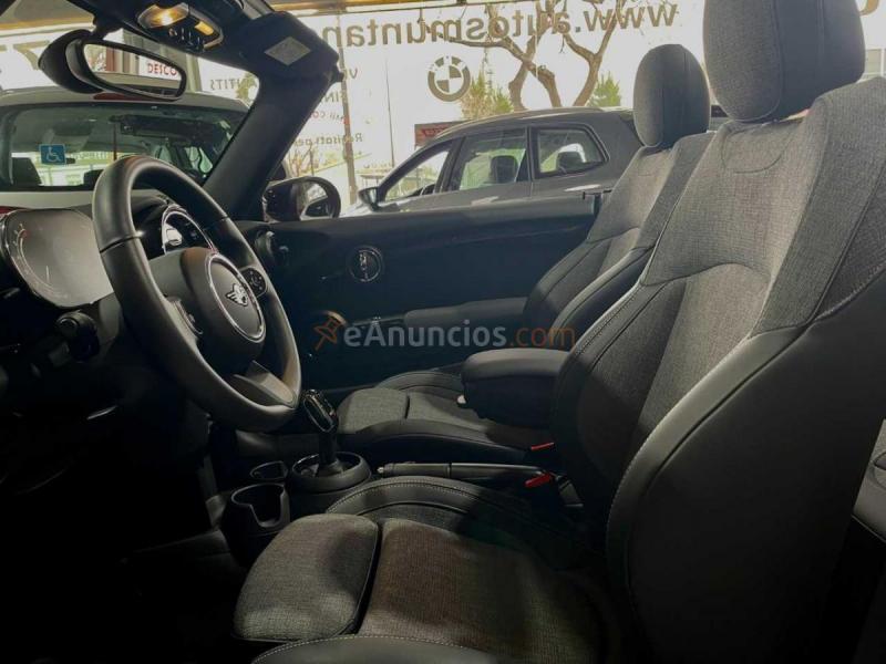 MINI Cabrio COOPER.-1.5I 136CV.- Automático .- Solo 5014KM .-  Garantia oficial Mini 3 años .- COMO NUEVO .-