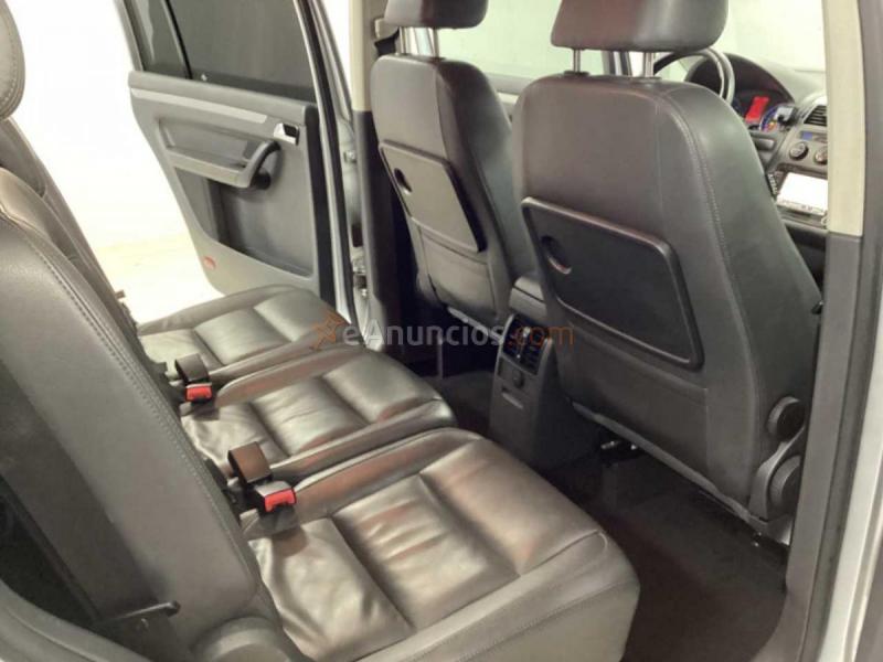 Volkswagen Touran 2.0TDi DSG 