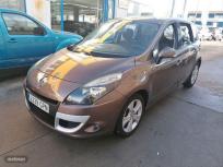 Renault Scenic Dynamique 1.9dCi 130cv de 2009 con 130.000 Km por 6.500 EUR. en Salamanca