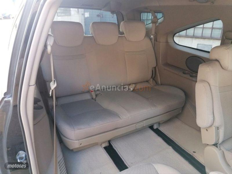 Ssangyong Rodius 270Xdi de 2009 con 110.000 Km por 6.900 EUR. en Salamanca