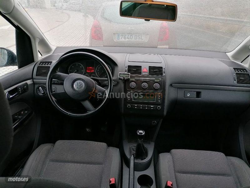 Volkswagen Touran 2.0 TDI TRENDLINE de 2003 con 187.000 Km por 4.900 EUR. en Las Palmas