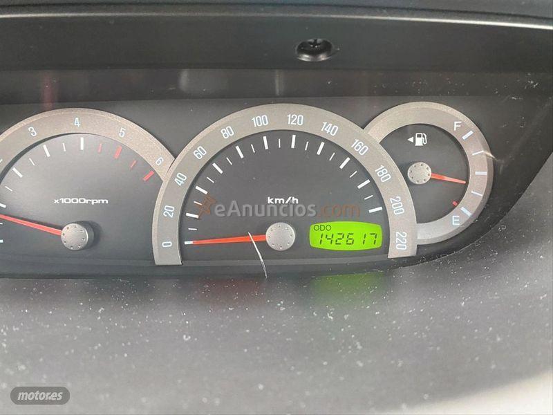 Ssangyong Rodius 270Xdi Premium de 2011 con 142.000 Km por 9.990 EUR. en Barcelona