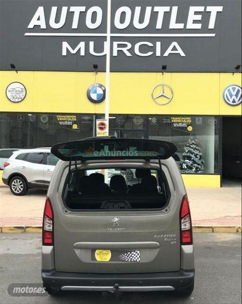 Peugeot Partner Tepee Access 1.6 HDi 92cv Euro 5 de 2014 con 139.000 Km por 12.300 EUR. en Murcia