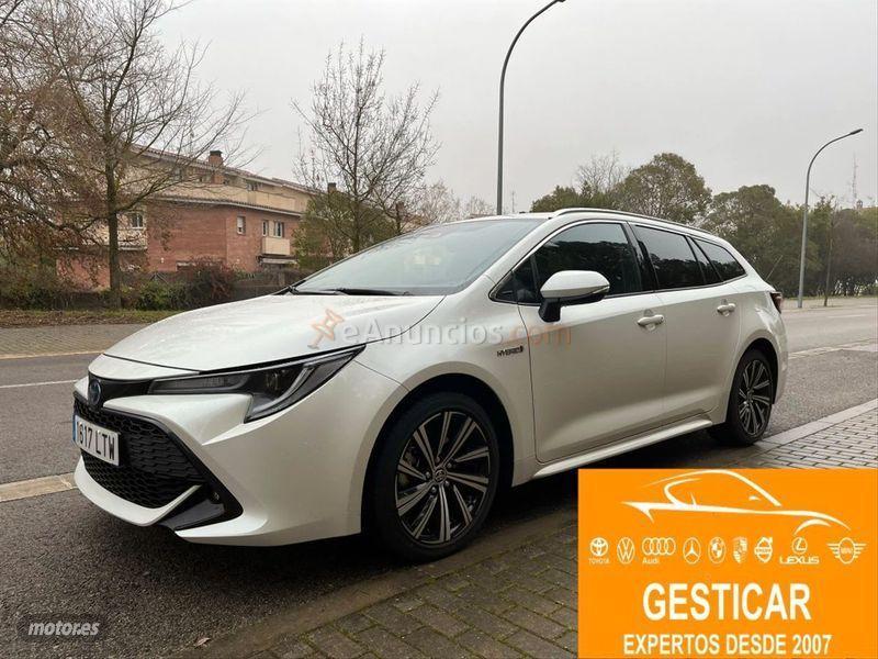 Toyota Corolla 2.0 180H STYLE ECVT TOURING SPORT de 2021 con 1.999 Km por 25.990 EUR. en Barcelona