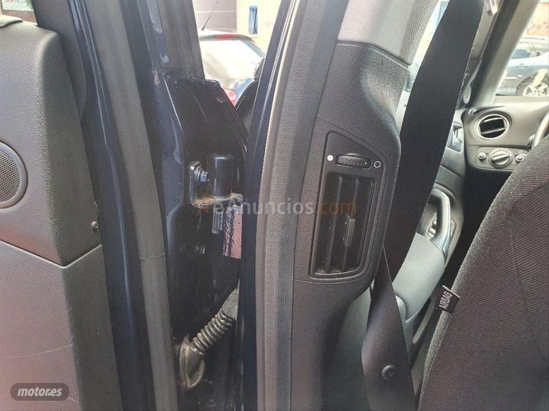 Ford Mondeo 2.0 TDCi 140cv Titanium Sportbreak de 2013 con 143.000 Km por 11.999 EUR. en Madrid