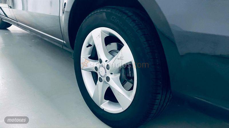 Mercedes Clase V 250 Bluetec Avantgarde Largo de 2015 con 160.000 Km por 36.000 EUR. en Madrid