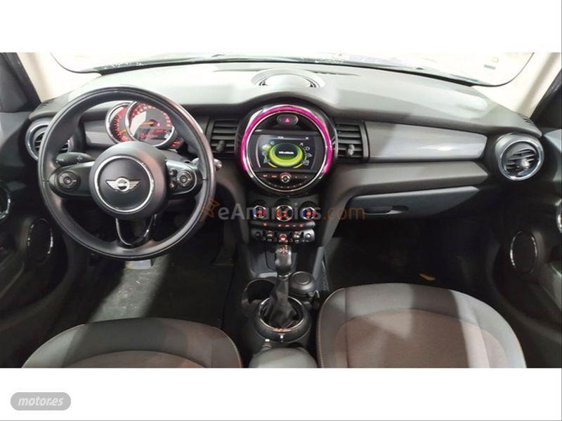 Mini Clubman ONE D de 2017 con 119.000 Km por 16.900 EUR. en Madrid