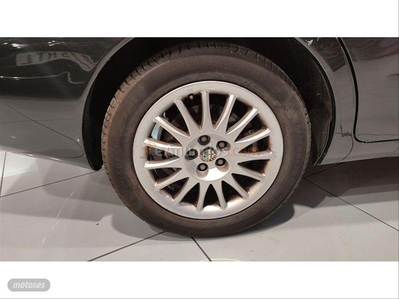 Alfa Romeo 156 1.9 JTD Impression Sportwagon de 2004 con 209.000 Km por 3.500 EUR. en Madrid