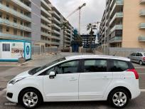 Peugeot 5008 Allure 2.0 BlueHDi 150 FAP de 2016 con 352.000 Km por 6.900 EUR. en Barcelona