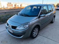 Renault Grand Scenic Dynamique 7 plazas 1.9dCi EU4 de 2007 con 300.000 Km por 3.000 EUR. en Valladolid