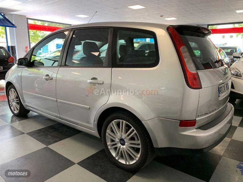 Ford Focus C-Max 2.0 TDCi Ghia de 2005 con 266.000 Km por 3.990 EUR. en Madrid