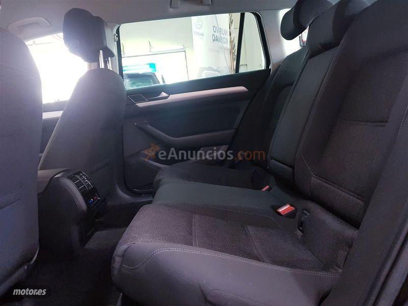 Volkswagen Passat Variant Advance 2.0 TDI 150CV BMT de 2016 con 116.000 Km por 17.900 EUR. en Barcelona