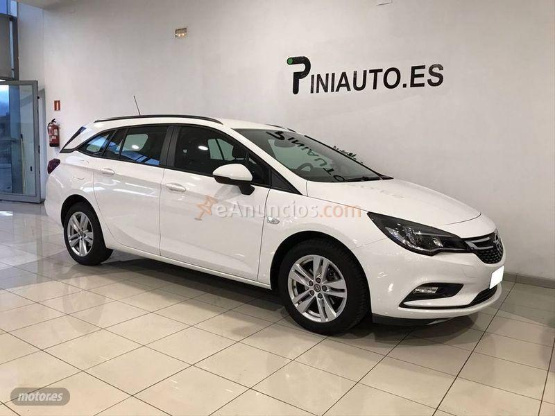 Opel Astra 1.6 CDTi 110 CV Selective ST de 2016 con 78.000 Km por 12.900 EUR. en Madrid