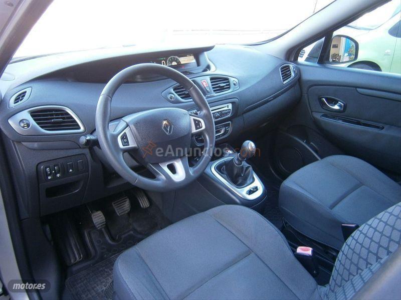Renault Scenic Emotion dCi 110 eco2 de 2011 con 152.689 Km por 7.700 EUR. en Malaga