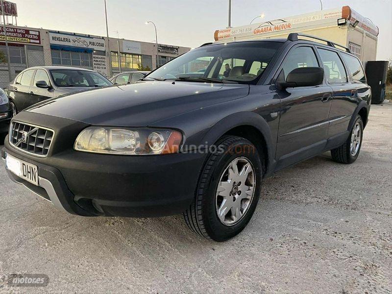 Volvo XC 70 2.4 D5 Summum de 2005 con 326.149 Km por 4.499 EUR. en Madrid